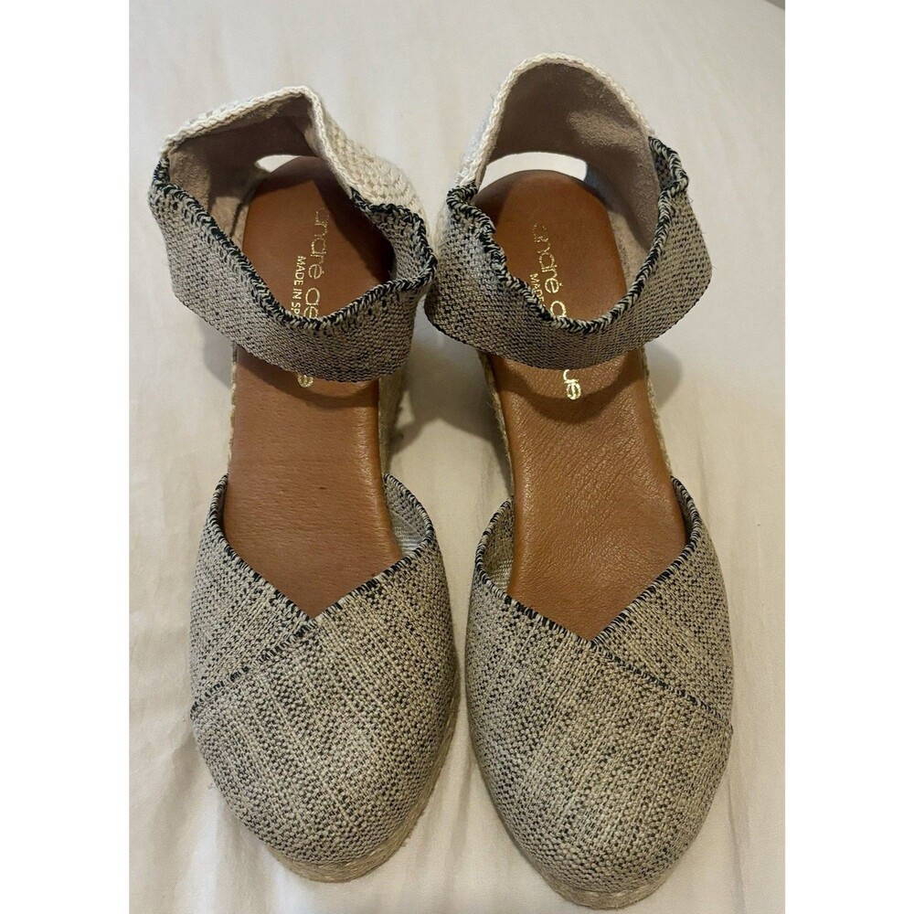 EUC ANDRE ASSOUS BLACK/TAN ESPADRILLE WEDGE SANDALS ANOUKA 7M MADE IN SPAIN